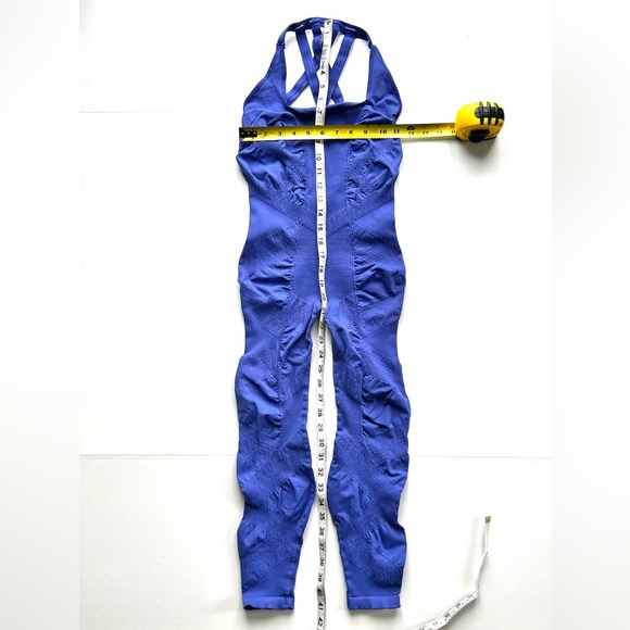 NWOT Free People Movement “The Class” Onesie. Blue. Size: M/L - Picture 10 of 12